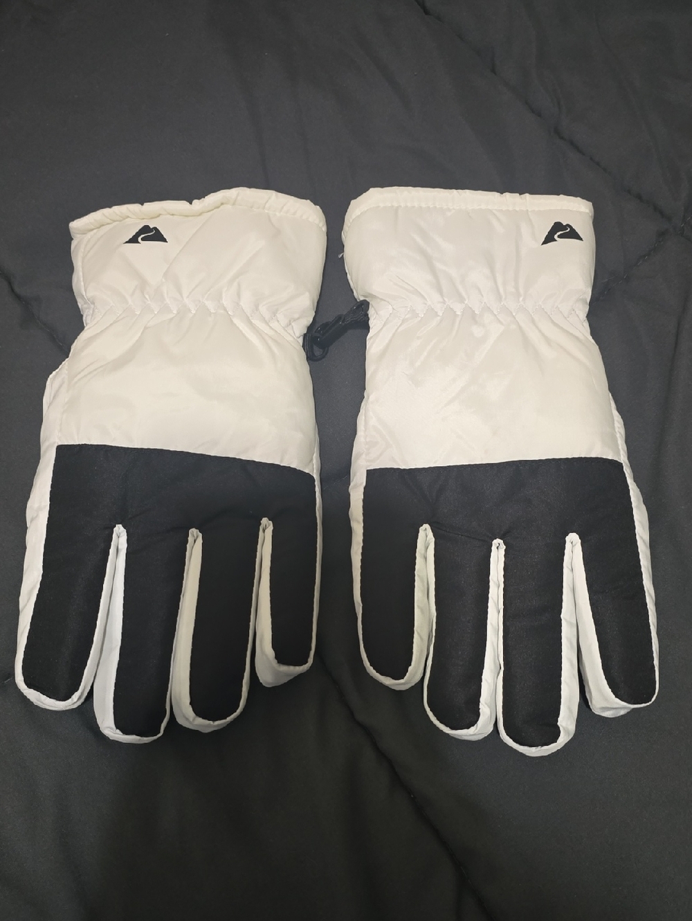 Ozark Trail Womens White and Black Winter Snow Gloves, L/XL, NWOT